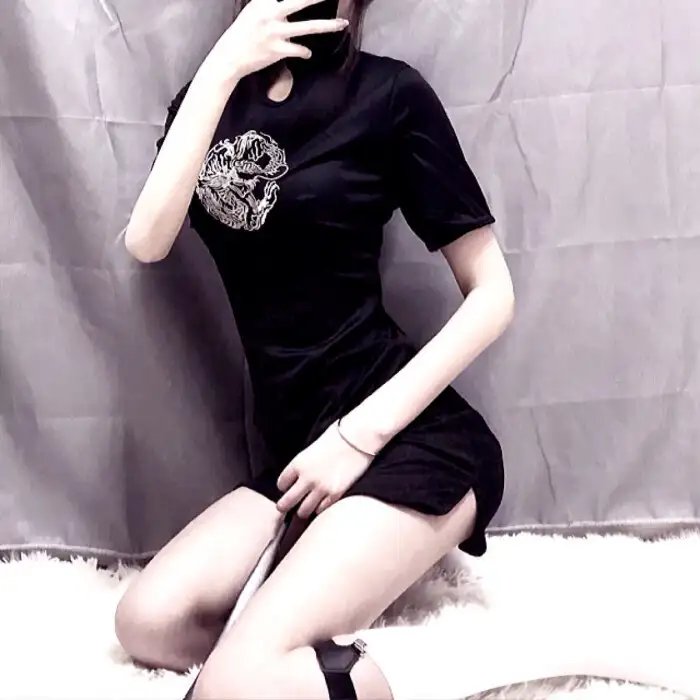 侦探佳安：锋利的刀刃